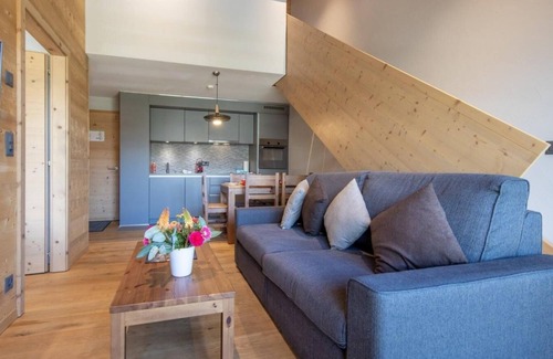 Vercorin Apartment | Wifi, ski-in/ski-out & foot of the slopes, sauna, hammam, tv, ski locker, 55m², Vercorin