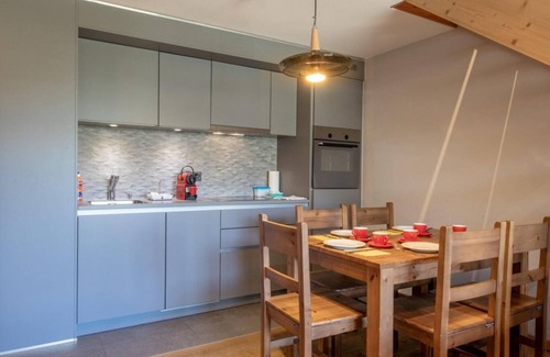 Vercorin Apartment | Wifi, ski-in/ski-out & foot of the slopes, sauna, hammam, tv, ski locker, 55m², Vercorin