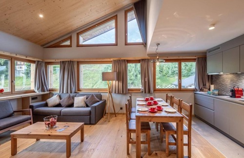 Vercorin Apartment | Wifi, ski-in/ski-out & foot of the slopes, sauna, hammam, tv, ski locker, 78m², Vercorin