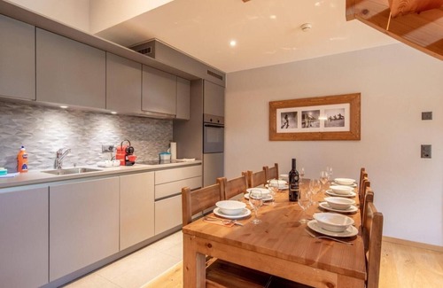 Vercorin Apartment | Wifi, ski-in/ski-out & foot of the slopes, sauna, hammam, tv, ski locker, 84m², Vercorin