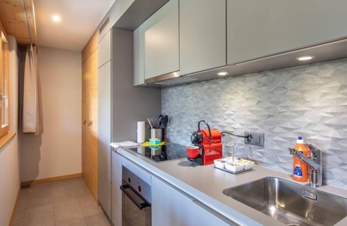 Vercorin Apartment | Wifi, ski-in/ski-out & foot of the slopes, sauna, hammam, balcony, tv, ski locker, 62m², Vercorin
