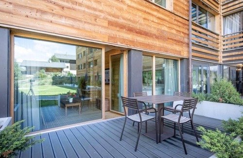 Vercorin Apartment | Wifi, ski-in/ski-out & foot of the slopes, sauna, hammam, terrace, tv, ski locker, 58m², Vercorin