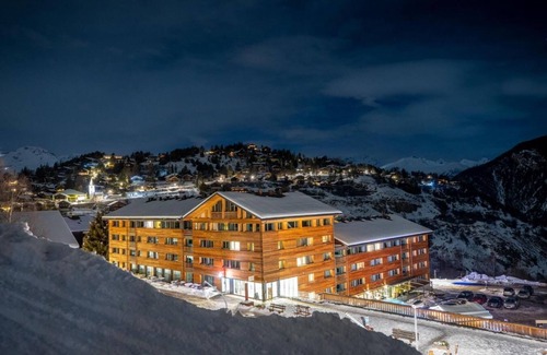 Vercorin Apartment | Wifi, ski-in/ski-out & foot of the slopes, sauna, hammam, terrace, tv, ski locker, 58m², Vercorin