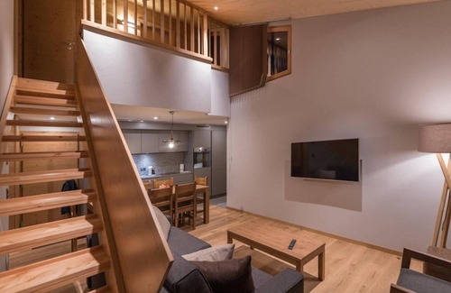 Vercorin Apartment | Wifi, ski-in/ski-out & foot of the slopes, sauna, hammam, tv, ski locker, 79m², Vercorin