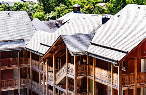 Ax-les-Thermes Apartment | Wifi, terrace, balcony, parking, tv, ski locker, 56m², Ax-Les-Thermes