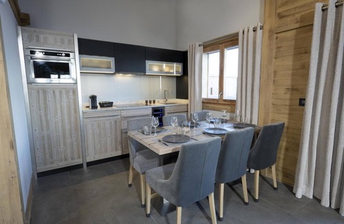 Les Houches Apartment | Wifi, view mountain, fitness, swimming pool, balcony, parking, tv, ski locker, 55m², Les Houches