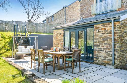 Torpoint House | Wiggle Barn