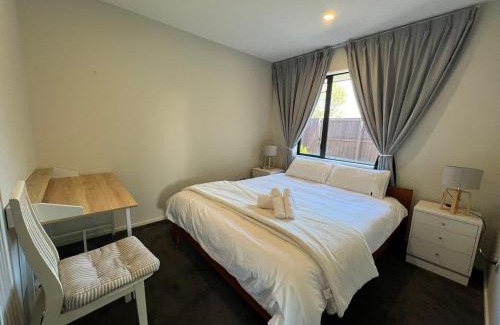 Halswell House | Wigram sunny quiet home