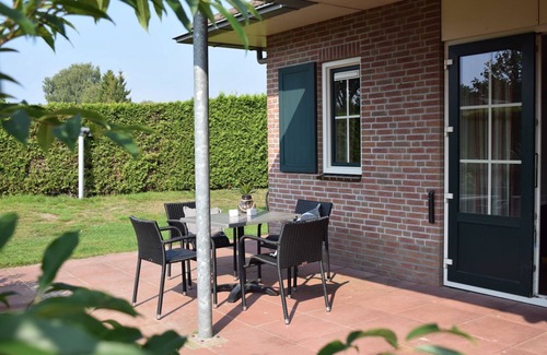 Voorthuizen Ski Chalet | Wilbrink 6 to 8-person bungalow