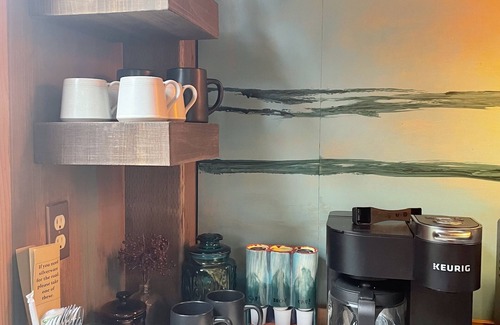 Gold Beach Cottage | Wild Coast Lookout offers privacy and a dramatic view of the Oregon Coast.