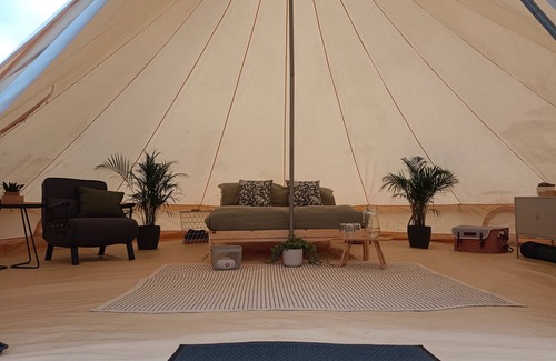 Schwarzau im Gebirge Resort | Wild Glamping in the Vienna Alps - "Schneeberg"
