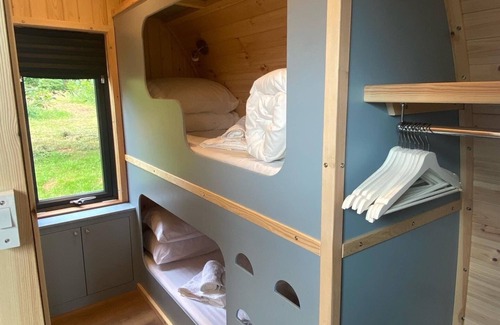 Newton Ferrers Cabin | Wild Luxury Buttercup Glamping Pod with WoodFired Hot Tub in quiet rural setting