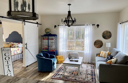 Wasilla House | Wild Rose Cottage on Private homestead. Mountain View from property!