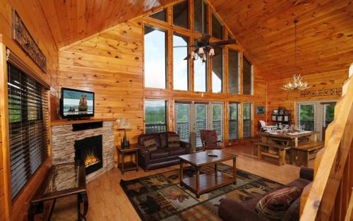 Gatlinburg - Pigeon Forge Villa | Wild Turkey Lodge
