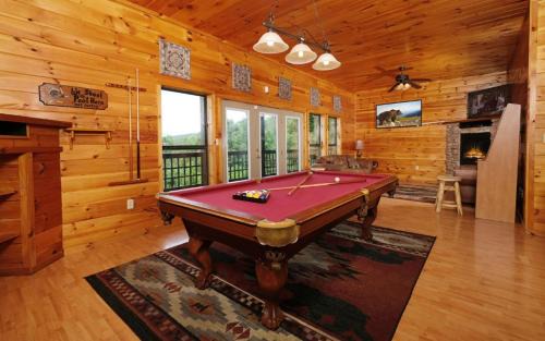 Gatlinburg - Pigeon Forge Villa | Wild Turkey Lodge
