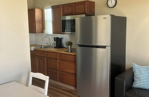 Quartzsite House | Wild West Cabin Suite
