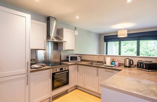 Alvie Cottage | WILDCAT LODGE, pet friendly, with open fire in Aviemore