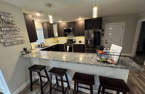 Manhattan House | Wildcat Ridge,gorgeous,great location,modern,sleeps 9