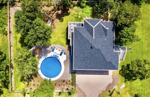 Sullivan's Island House | ‘Wilder Island’ Classic Sullivan's Island Cottage, Private Pool & Ocean Views