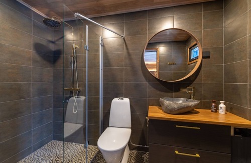 Inari Hotel | Wilderness Hotel Nellim & Igloos
