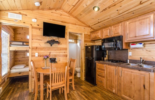 Menifee RV Rental | Wilderness Lakes RV Resort