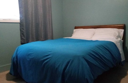 Whitehorse House | Wildlife & Aurora Borealis Haven: Privileged location, convenient & accessible .