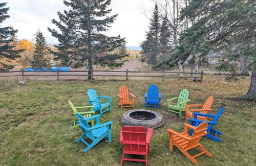 Tofte House | Wildlife Chalet - Sauna Lakeview Firepit Wifi