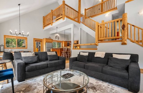 Forest Ridge Estates Apartment | Wildwood | Hot Tub | Pool Table | Resort Access