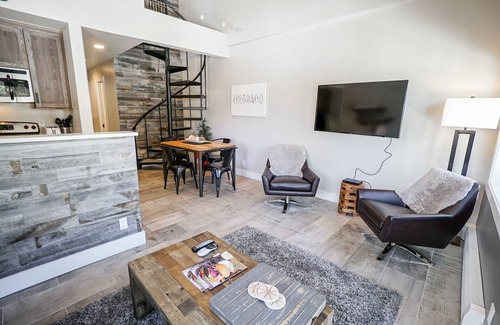 Four O'Clock Condo | Wildwood Suites Après Getaway: Close to Downtown!