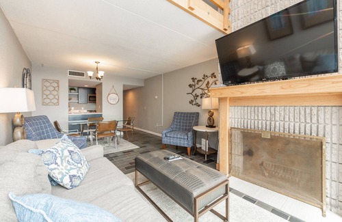 Thayerville Condo | Will O' The Wisp 301D: Lakefront 2 Bedroom Condo with 2 Baths, Free WIFI!