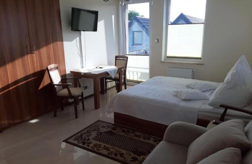 Sarbinowo Bed & Breakfast | Willa Złota Róża
