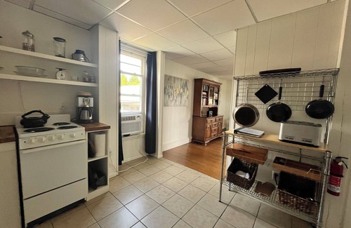 Willard Apartment | Willard Beach–Private Apt Near Portland & Parks