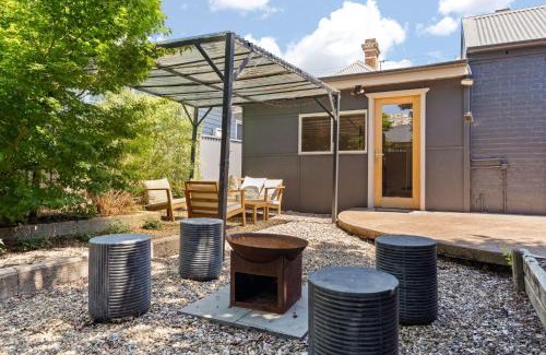 Bathurst House | William House - Heart of Bathurst - Sleeps 6