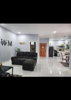 West End Apartment | Williams Manor