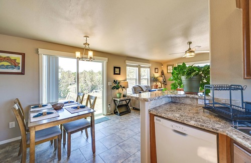 Williams House | Williams Retreat w/Patio Oasis & Mountain Views