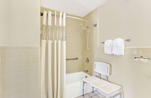 Williamsburg Hotel | Williamsburg Suites