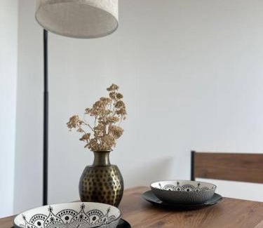 Holt Apartment | Willkommen in Ihrem silvollen Zuhause auf Zeit - ein Ort zum Wohlfühlen