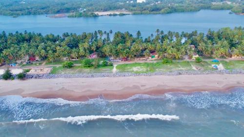 Malpe House | Willo Stays Luxe Heritage Home , Udupi