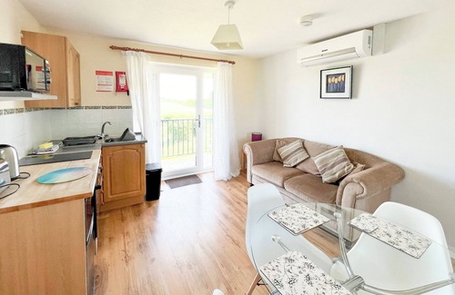 Woolfardisworthy Apartment | Willow Apartment - UK49303