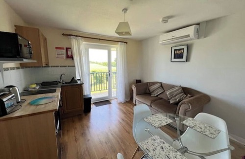 Woolfardisworthy Apartment | Willow at Moorhead Country Holidays
