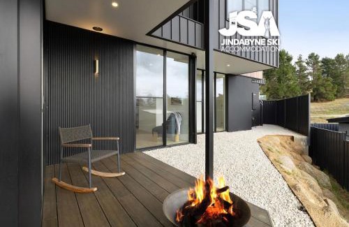 East Jindabyne House | Willow Bay Chalet