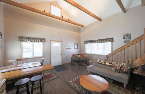 Talkeetna Cabin | Willow Cabin