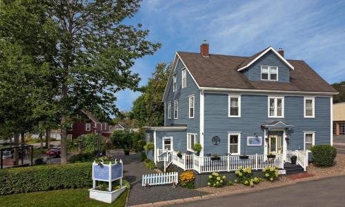 Pictou Bed & Breakfast | Willow House Inn B&B