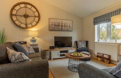 Holme House | Willow Lodge