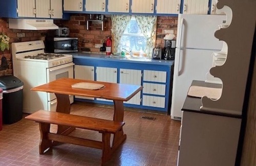 York Springs Cottage | Willow Lodge~Rest, Relax & Renew~Near Historic Gettysburg