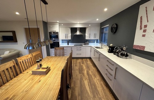 Winnard's Perch Cottage | WILLOW, RETALLACK, pet friendly, with pool in St Columb Major