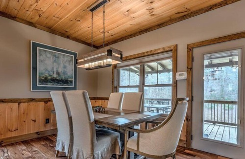 Blue Ridge Cottage | Willow Springs Retreat - Pet Friendly | Hot Tub | Pool Table | Foosball | Arcade | Gated Community