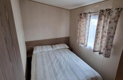 Isle of Thanet Resort | Willow-Static Caravan on Holiday Park in Kent