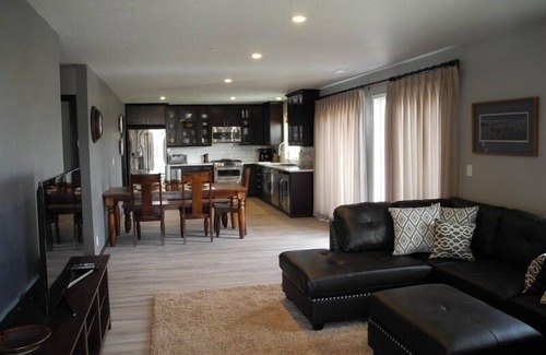 Crowley Lake House | Willowbrook in Crowley Lake