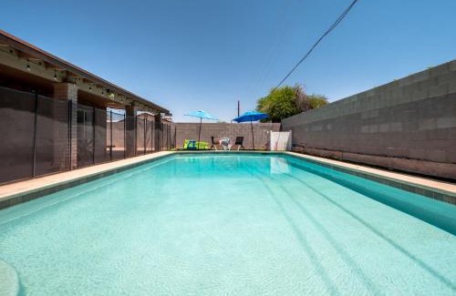 Maryvale House | Willows Rest Retreat - Your Next AZ Stay